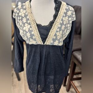 Entro Anthropologie Boho Lace Babydoll Top Black Cream Long Sleeve Size‎ L